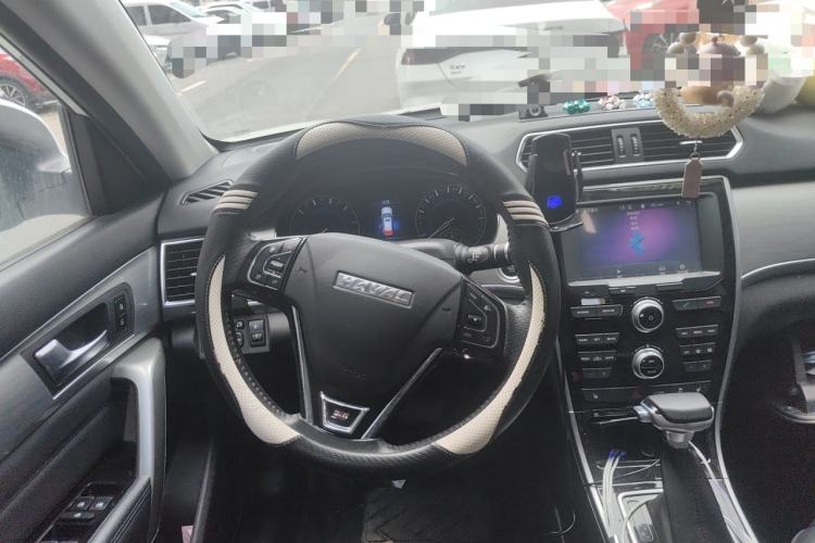 Used Haval H2 2016 Red-Label 1.5T Automatic Two-Wheel Drive Luxury Model Steering Wheel