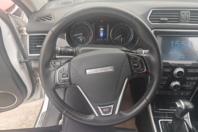 Used Haval H2 2016 Red-Label 1.5T Automatic Two-Wheel Drive Luxury Model Steering Wheel
