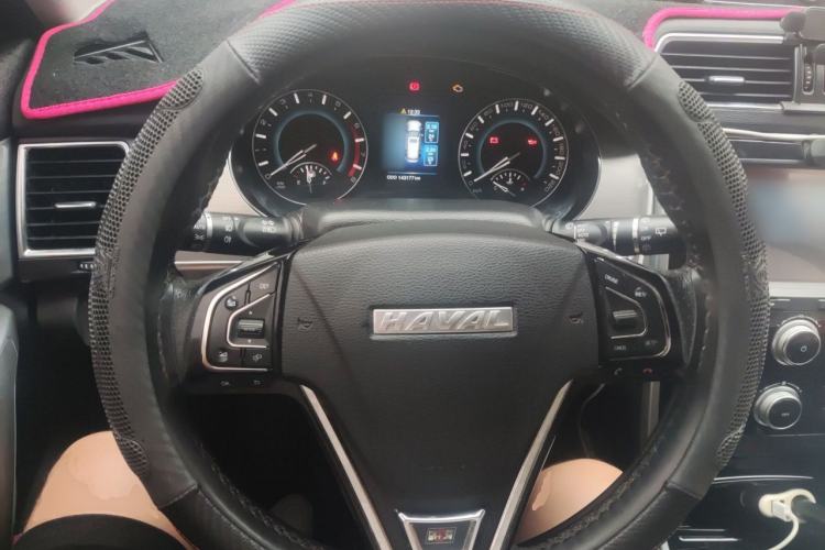 Used Haval H2 2016 Red Label 1.5T Automatic Two-Wheel Drive Elite Model Steering Wheel