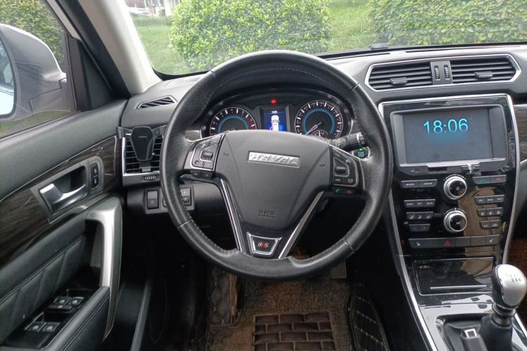 Used Haval H2 2016 Red-Label 1.5T Manual Two-Wheel Drive Comfort Model Steering Wheel