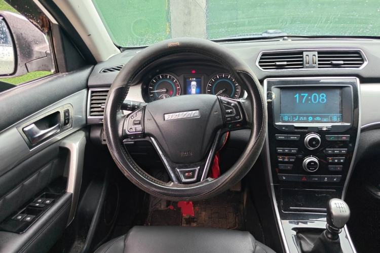 Used Haval H2 2016 Red-Label 1.5T Manual Two-Wheel Drive Luxury Model Steering Wheel