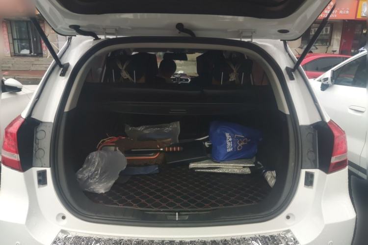 Used Haval H2 2016 Red Label 1.5T Automatic Two-Wheel Drive Elite Model Trunk