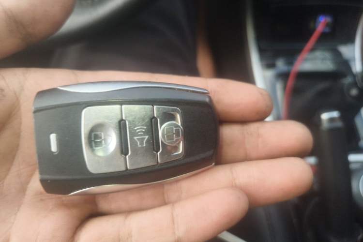 Used Haval H2 2016 Red Label 1.5T Manual Two-Wheel Drive Elite Model Vehicle Key