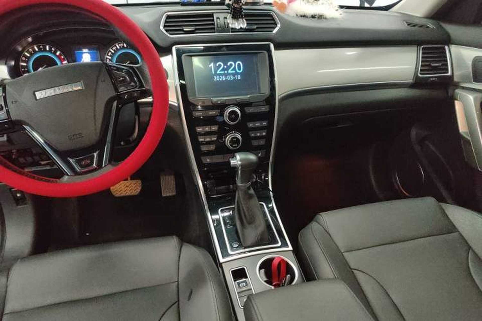 Used Haval H2 2017 Red-Label 1.5T Automatic Two-Wheel Drive Luxury Model Audio And AC Panel