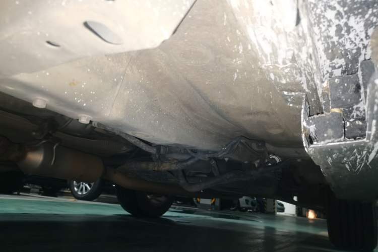 Used Haval H2 2017 Red-Label 1.5T Automatic Two-Wheel Drive Luxury Model Chassis Front Left