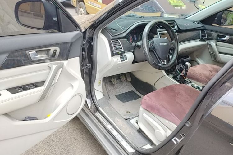 Used Haval H2 2017 Red-Label 1.5T Manual Two-Wheel Drive Luxury Model Driver Seat