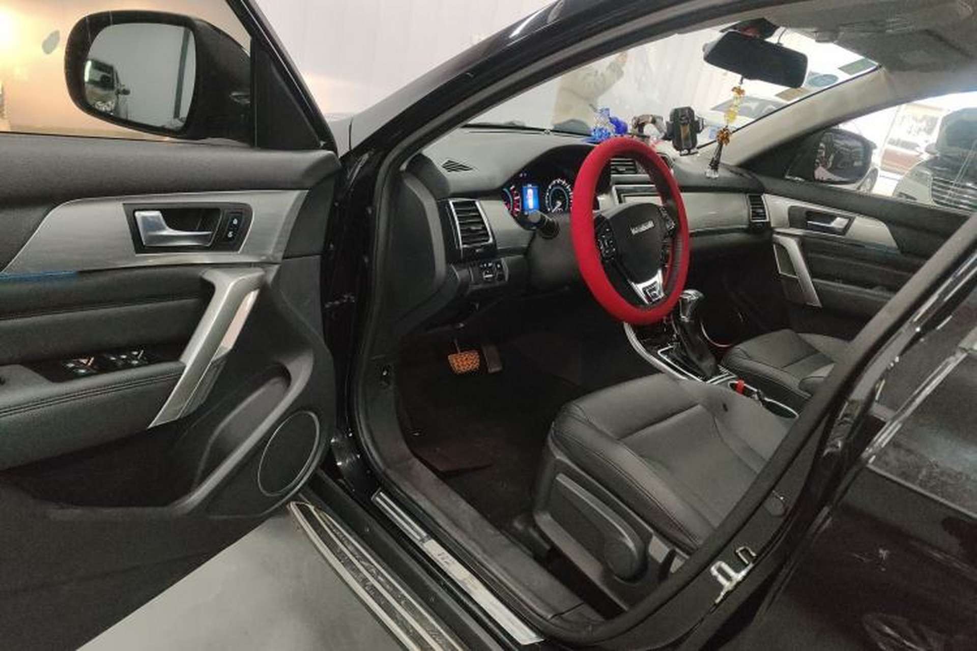 Used Haval H2 2017 Red-Label 1.5T Automatic Two-Wheel Drive Luxury Model Driver Seat