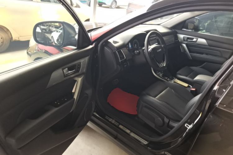 Used Haval H2 2017 Red-Label 1.5T Automatic Two-Wheel Drive Luxury Model Driver Seat