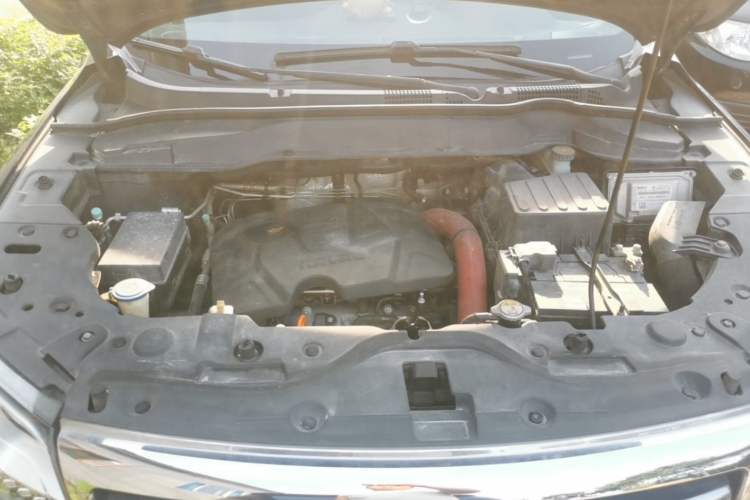 Used Haval H2 2017 Red-Label 1.5T Manual Two-Wheel Drive Luxury Model Engine Bay