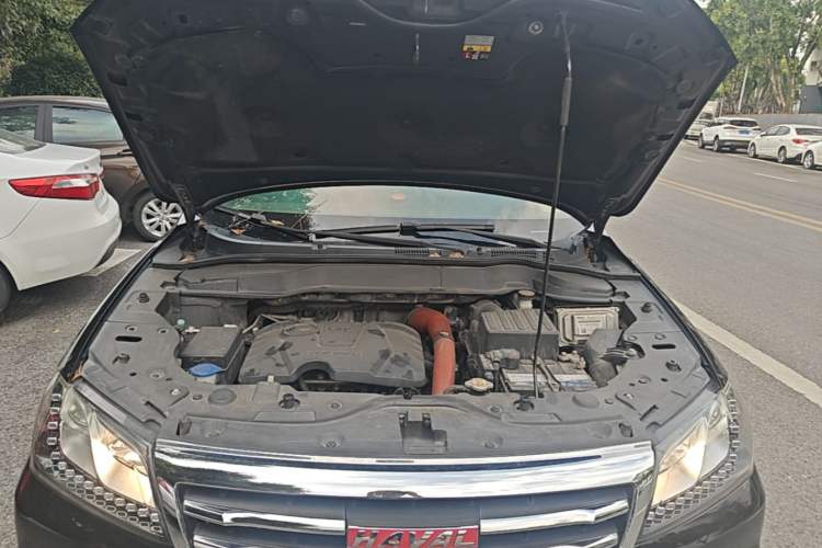 Used Haval H2 2017 Red-Label 1.5T Automatic Two-Wheel Drive Luxury Model Engine Bay