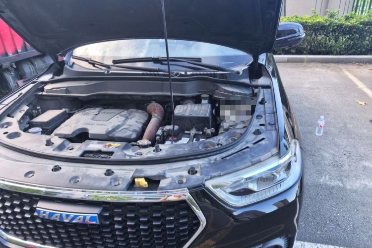 Used Haval H2 2017 Blue Label 1.5T Automatic Two-Wheel Drive Luxury Model Engine Bay Left