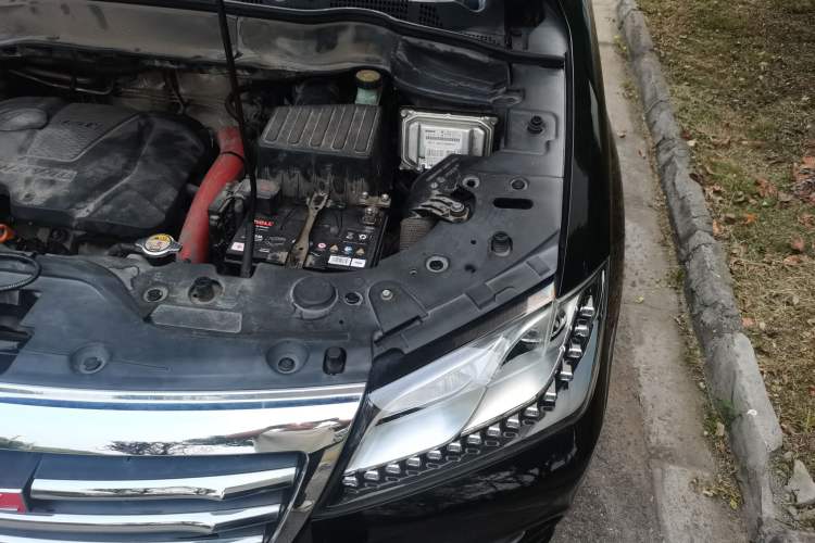 Used Haval H2 2017 Red-Label 1.5T Manual Two-Wheel Drive Comfort Model Engine Bay Left
