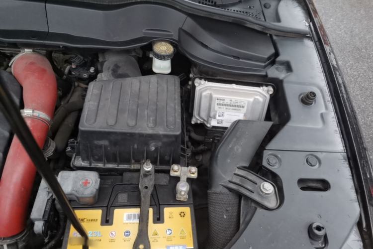 Used Haval H2 2017 Red-Label 1.5T Automatic Two-Wheel Drive Elite Model Engine Bay Left