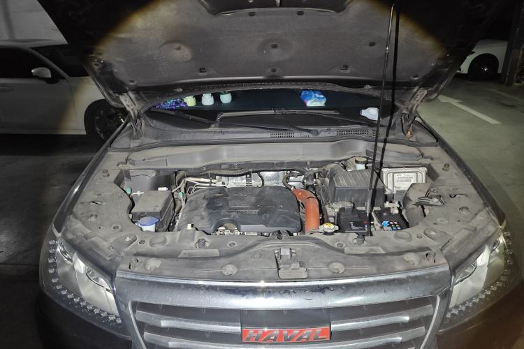 Used Haval H2 2017 Red-Label 1.5T Manual Two-Wheel Drive Luxury Model Engine Bay