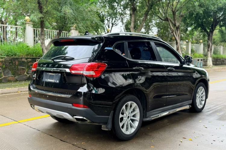 Used Haval H2 2017 Blue Label 1.5T Automatic Two-Wheel Drive Luxury Model Exterior 4
