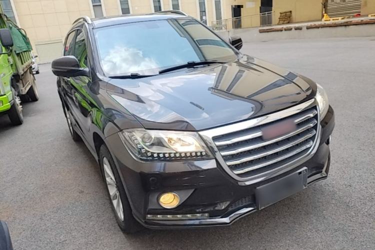 Used Haval H2 2017 Red-Label 1.5T Manual Two-Wheel Drive Luxury Model Front Right 45 Deg
