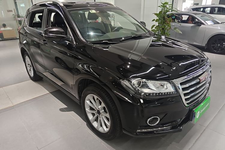 Used Haval H2 2017 Red-Label 1.5T Manual Two-Wheel Drive Luxury Model Front Right 45 Deg