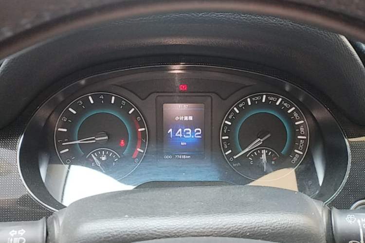 Used Haval H2 2017 Red-Label 1.5T Manual Two-Wheel Drive Luxury Model Instrument Cluster