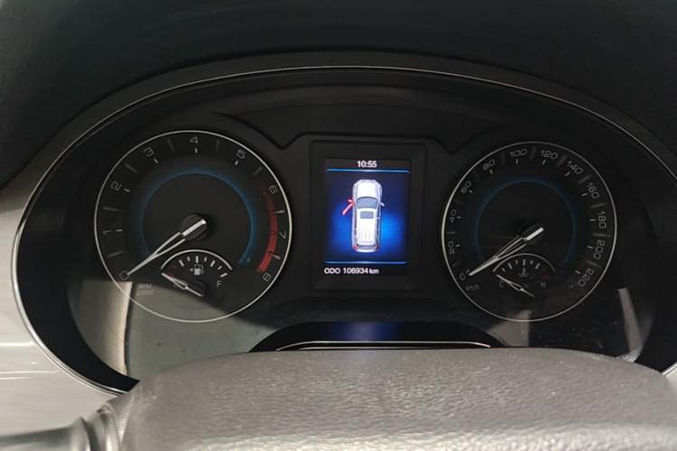 Used Haval H2 2017 Red-Label 1.5T Manual Two-Wheel Drive Luxury Model Instrument Cluster