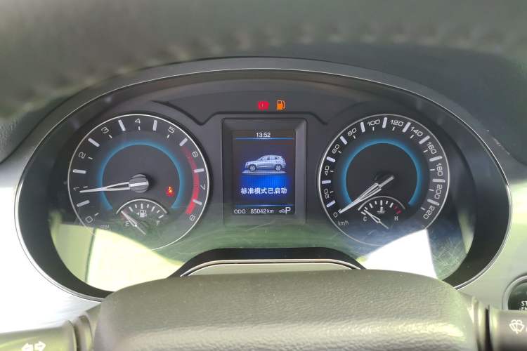 Used Haval H2 2017 Red-Label 1.5T Automatic Two-Wheel Drive Luxury Model Instrument Cluster