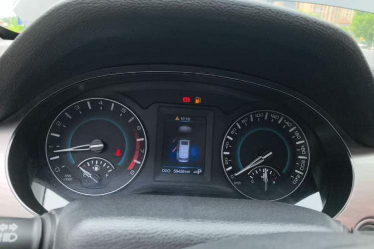 Used Haval H2 2017 Red-Label 1.5T Automatic Two-Wheel Drive Luxury Model Instrument Cluster