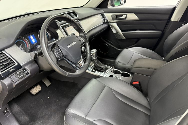 Used Haval H2 2017 Red-Label 1.5T Automatic Two-Wheel Drive Luxury Model Interior 1
