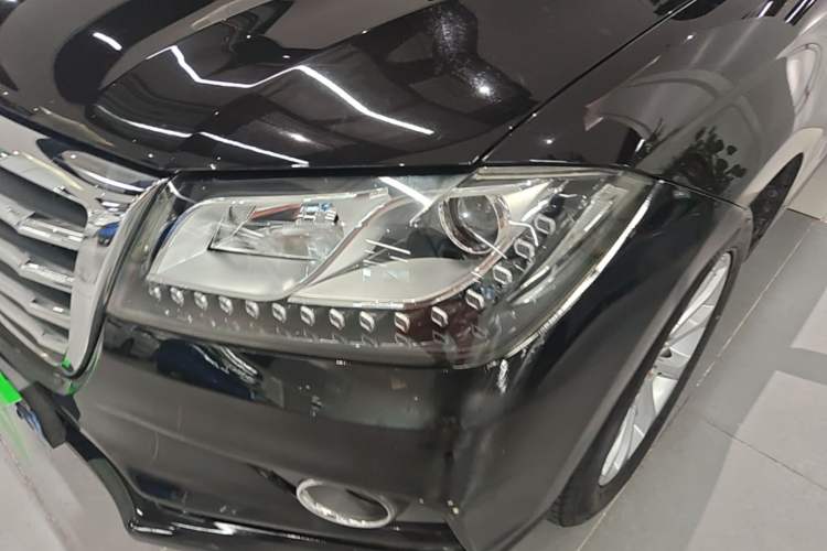 Used Haval H2 2017 Red-Label 1.5T Manual Two-Wheel Drive Luxury Model Left Front Headlight