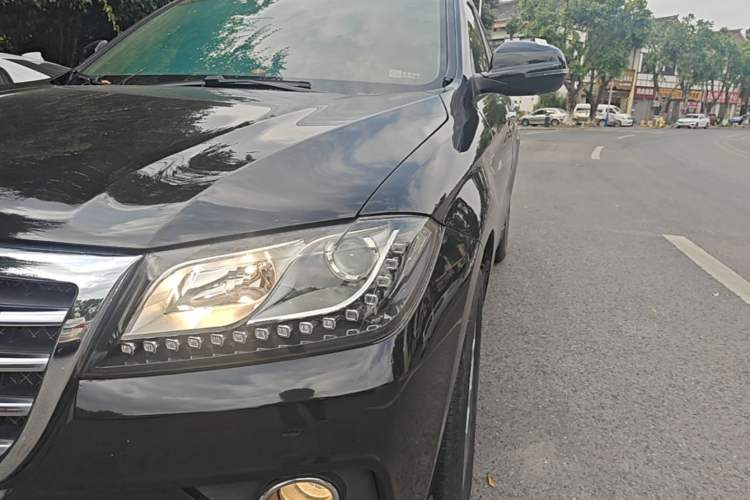Used Haval H2 2017 Red-Label 1.5T Automatic Two-Wheel Drive Luxury Model Left Front Headlight