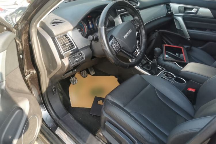 Used Haval H2 2017 Red-Label 1.5T Manual Two-Wheel Drive Luxury Model Left Front Seat