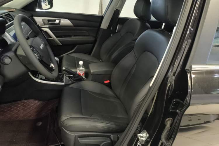 Used Haval H2 2017 Red-Label 1.5T Manual Two-Wheel Drive Comfort Model Left Front Seat