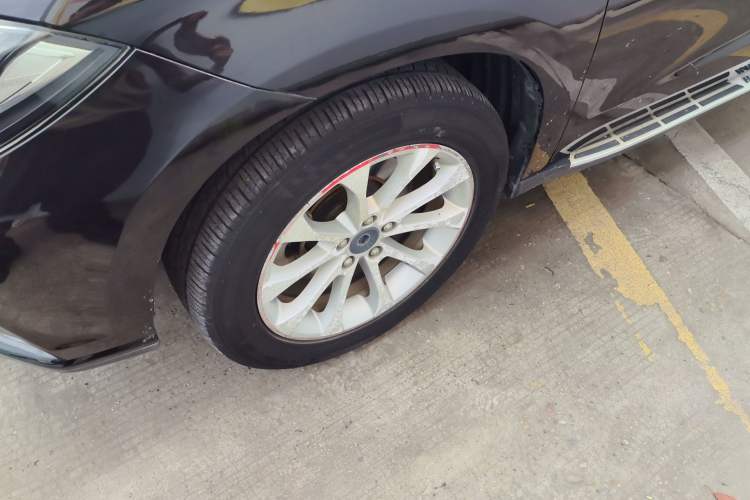 Used Haval H2 2017 Red-Label 1.5T Automatic Two-Wheel Drive Luxury Model Left Front Wheel Hub