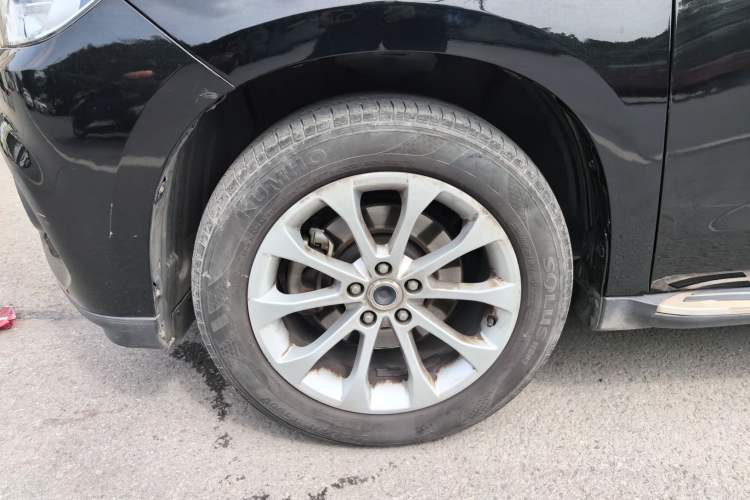 Used Haval H2 2017 Blue Label 1.5T Automatic Two-Wheel Drive Luxury Model Left Front Wheel Hub