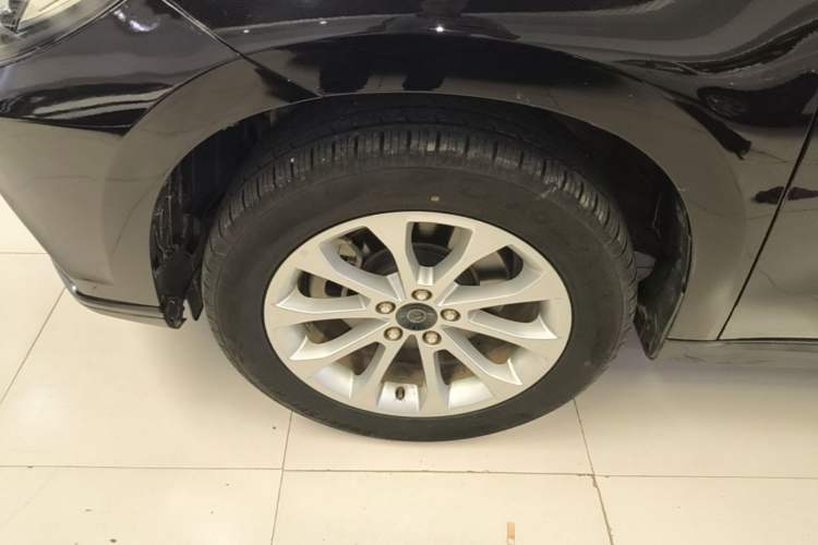 Used Haval H2 2017 Red-Label 1.5T Manual Two-Wheel Drive Comfort Model Left Front Wheel Hub