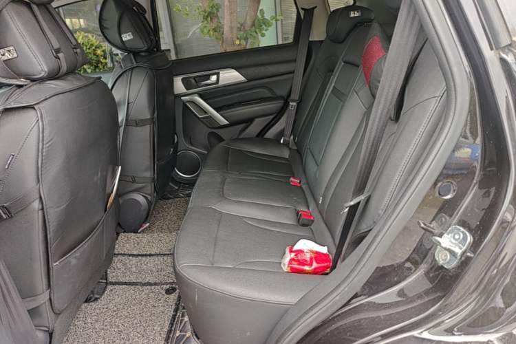 Used Haval H2 2017 Red-Label 1.5T Automatic Two-Wheel Drive Luxury Model Left Rear Seat