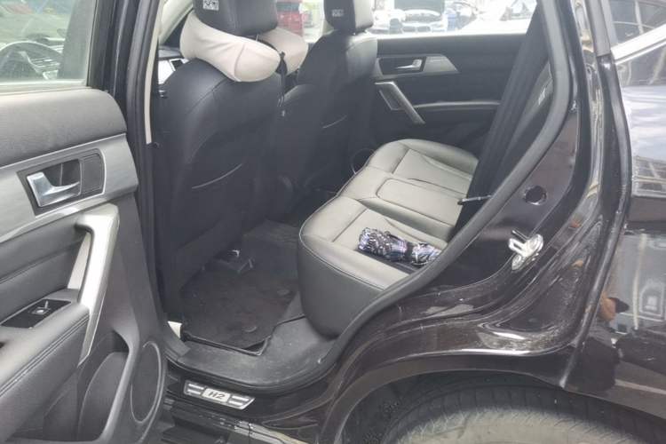Used Haval H2 2017 Red-Label 1.5T Automatic Two-Wheel Drive Elite Model Left Rear Seat