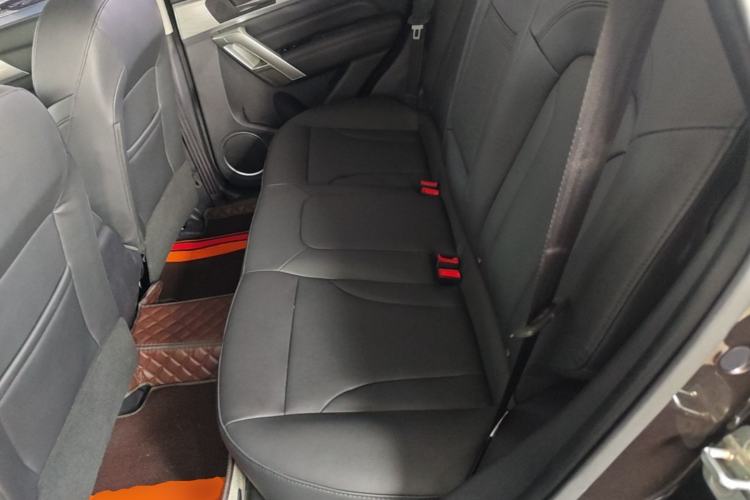 Used Haval H2 2017 Red-Label 1.5T Automatic Two-Wheel Drive Luxury Model Left Rear Seat