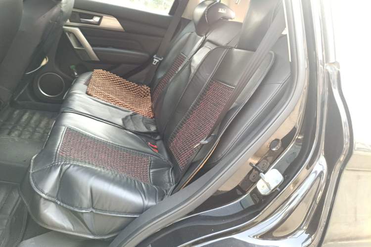 Used Haval H2 2017 Red-Label 1.5T Automatic Two-Wheel Drive Elite Model Left Rear Seat