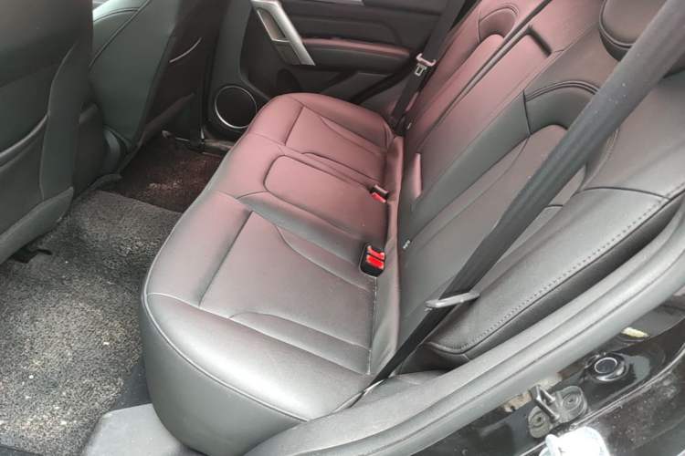 Used Haval H2 2017 Red-Label 1.5T Automatic Two-Wheel Drive Luxury Model Left Rear Seat