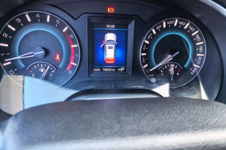 Used Haval H2 2017 Blue Label 1.5T Automatic Two-Wheel Drive Luxury Model Odometer Close Up