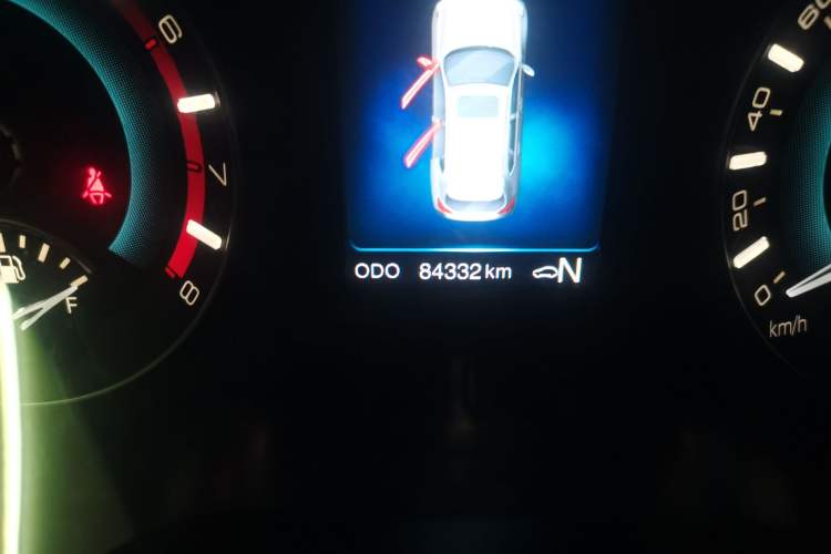 Used Haval H2 2017 Red-Label 1.5T Automatic Two-Wheel Drive Luxury Model Odometer Close Up