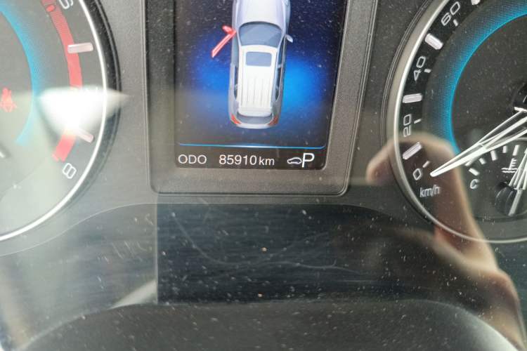 Used Haval H2 2017 Red-Label 1.5T Automatic Two-Wheel Drive Luxury Model Odometer Close Up