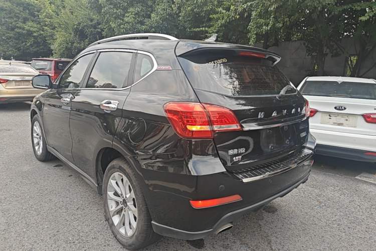Used Haval H2 2017 Red-Label 1.5T Automatic Two-Wheel Drive Luxury Model Rear Left 45 Deg