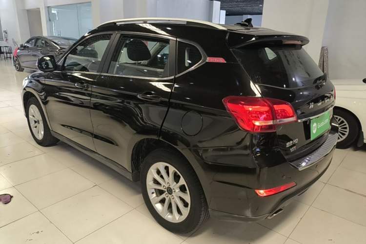 Used Haval H2 2017 Red-Label 1.5T Manual Two-Wheel Drive Comfort Model Rear Left 45 Deg