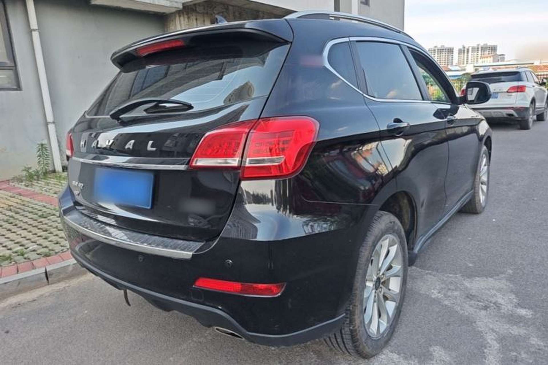 Used Haval H2 2017 Red-Label 1.5T Automatic Two-Wheel Drive Luxury Model Rear Right 45 Deg