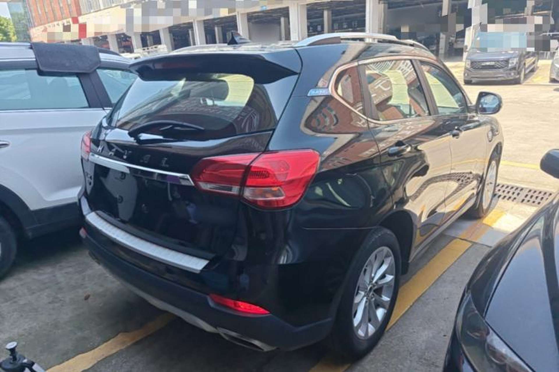 Used Haval H2 2017 Blue Label 1.5T Manual Two-Wheel Drive Elite Model Rear Right 45 Deg