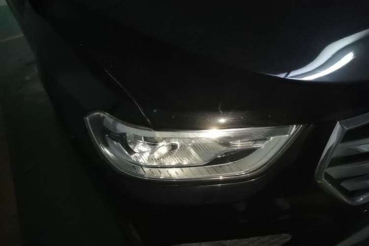 Used Haval H2 2017 Blue Label 1.5T Automatic Two-Wheel Drive Luxury Model Right Front Headlight