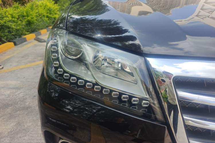 Used Haval H2 2017 Red-Label 1.5T Automatic Two-Wheel Drive Luxury Model Right Front Headlight