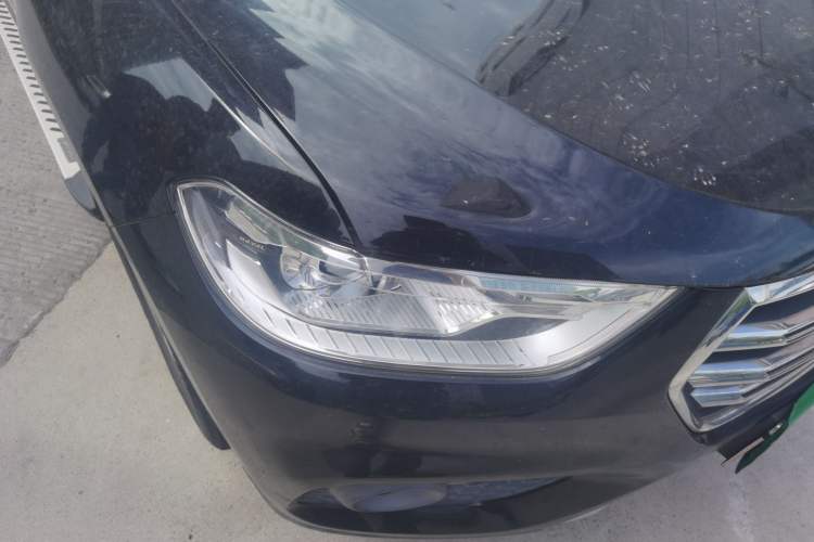 Used Haval H2 2017 Blue Label 1.5T Automatic Two-Wheel Drive Luxury Model Right Front Headlight