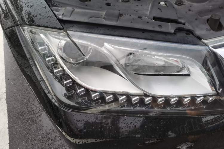 Used Haval H2 2017 Red-Label 1.5T Automatic Two-Wheel Drive Elite Model Right Front Headlight