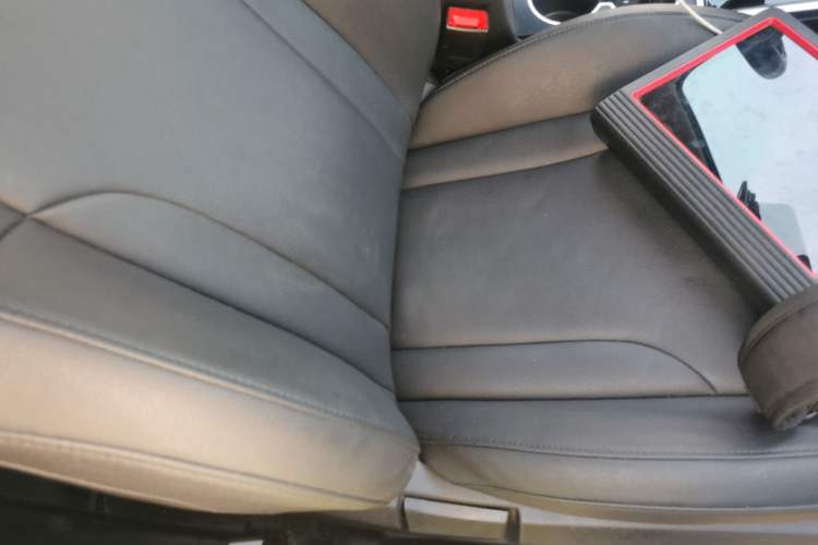 Used Haval H2 2017 Red-Label 1.5T Manual Two-Wheel Drive Luxury Model Right Front Seat